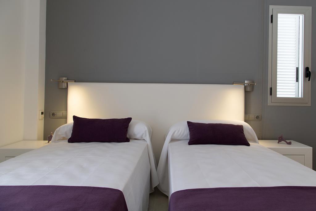 Apartamentos Proa - Emar Hotels Only Adults エス・プホルス 部屋 写真
