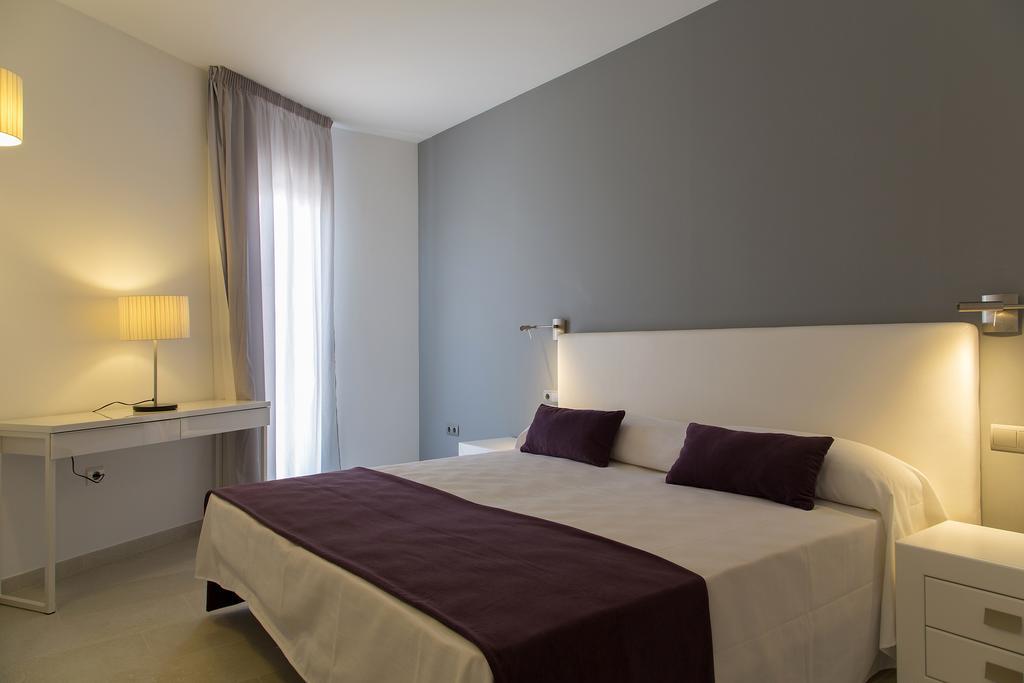 Apartamentos Proa - Emar Hotels Only Adults エス・プホルス 部屋 写真