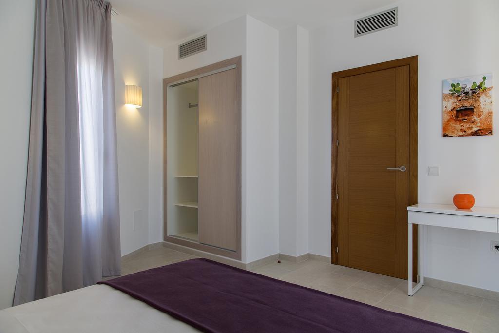 Apartamentos Proa - Emar Hotels Only Adults エス・プホルス 部屋 写真