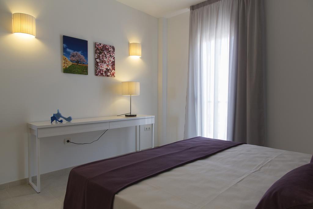 Apartamentos Proa - Emar Hotels Only Adults エス・プホルス 部屋 写真